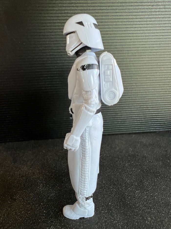 Snowtrooper du Premier Ordre - Figurine Star Wars 10cm - photo numéro 7