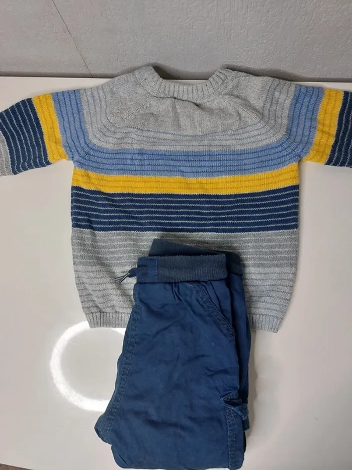 Ensemble pull bleu, mourtade, gris "H&M" - photo numéro 3