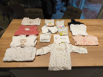 Lot vêtement 12 mois