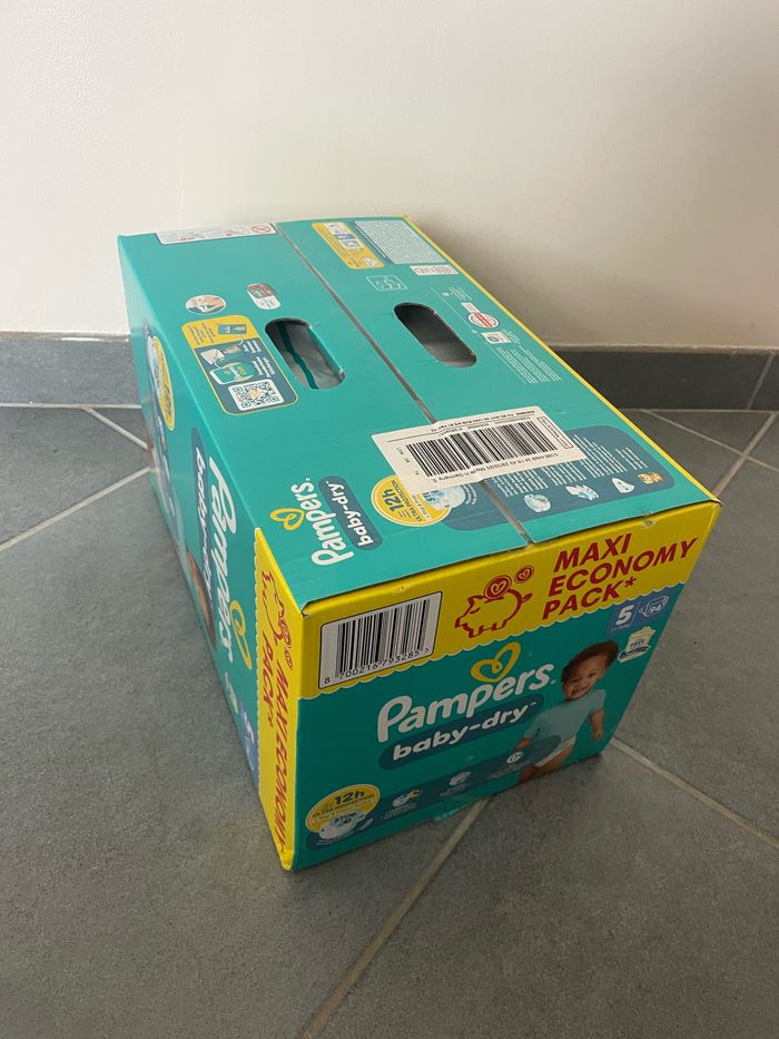 Pampers Baby Dry taille 5 - photo numéro 2