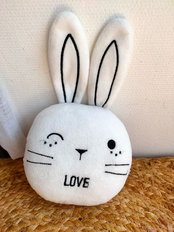 Peluche Lapin musical Little big change