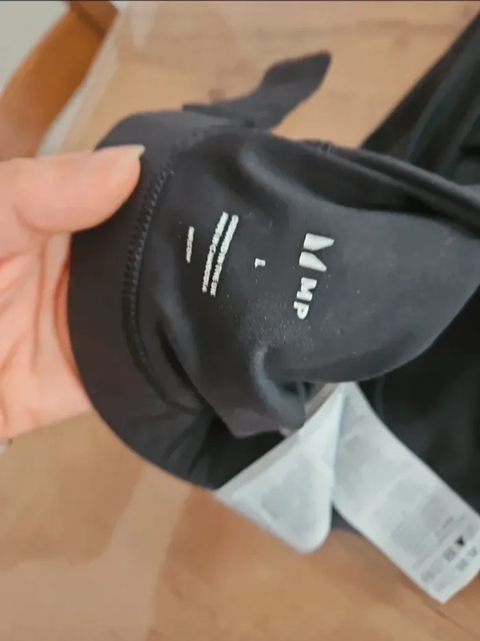 Brassière de sport L materny myprotein neuve - photo numéro 4
