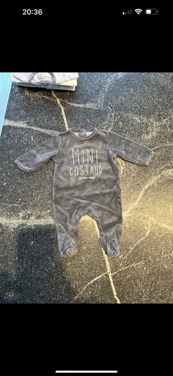 Pyjama chaud Kiabi bébé garçon 3 mois très bon état Porté deux fois