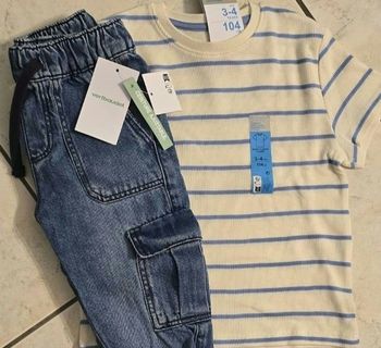 (NEUFS non portés) 🏷🤩🥰💙 superbe ensemble teeshirt mc ,jeans cargo 4ans Garçon 💙🥰🤩