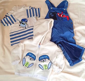 Lot ensemble hivers dpam  12 mois polaire zip + t-shirt+ salopette 