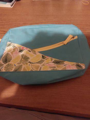 Trousse de toilette ou maquillage Yves rocher 