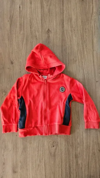 Gilet rouge et bleu foncé, taille 4 ans, Tape-à-l'oeil