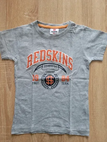 Tee shirt Redskins 4 ans neuf sans etiquetge