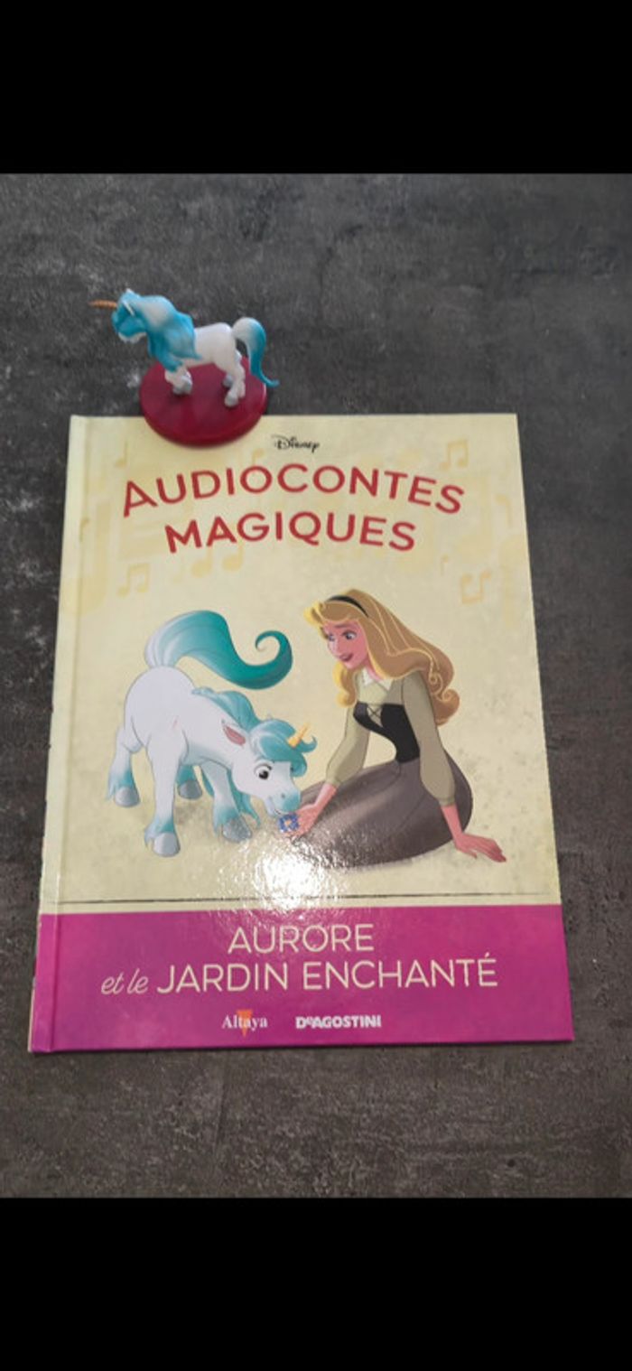 Livre et figurine 122 des audiocontes Magiques altaya audio conte audio compte disney