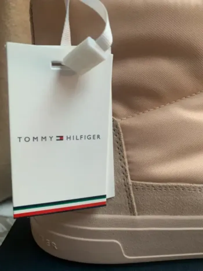 Boots d’hiver Tommy Hilfiger T/39 Neuf - photo numéro 5