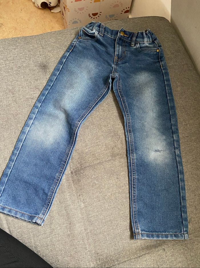 Jeans réglable à la taille