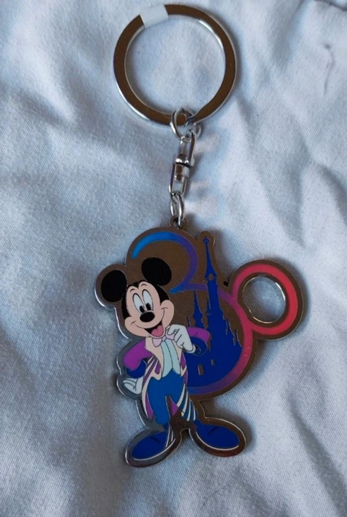 Porte-clés mickey 30 ans anniversaire disneyland Paris