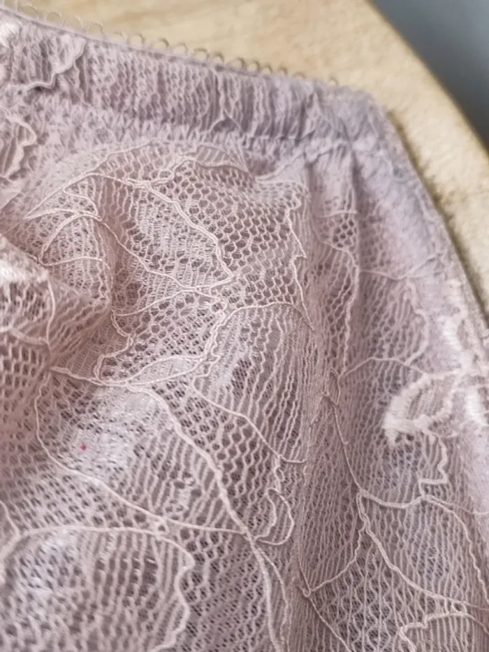 🌸 soutien gorge en dentelle 👄 - photo numéro 5