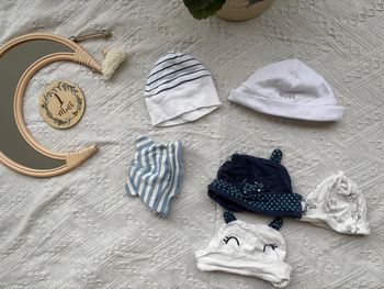 Lot de 6 bonnets naissance