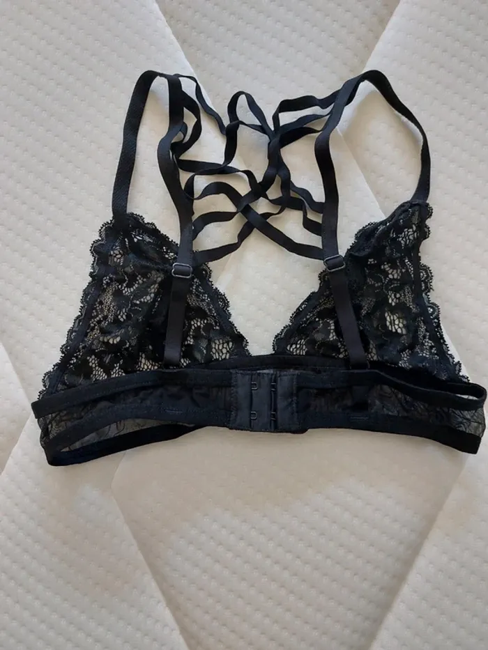 Soutien gorge triangle Undiz noir taille S - photo numéro 2