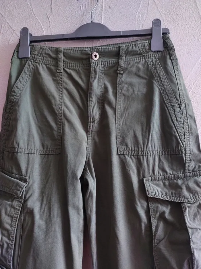 Pantalon cargo straight vert Taille 36 Bershka - photo numéro 2