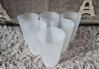Lot 6 Verres en plastique transparent