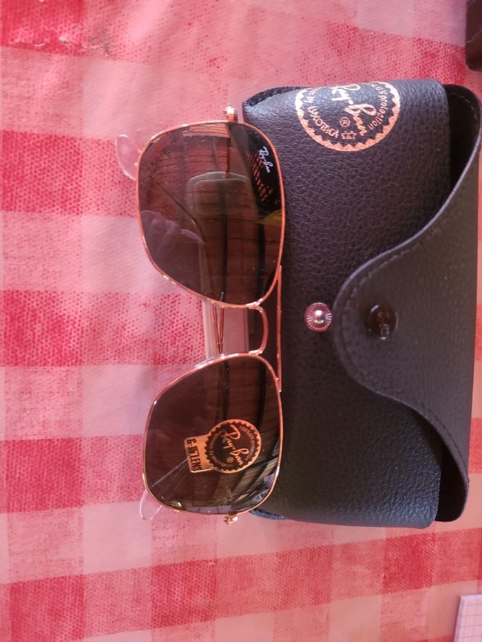 Lunettes solaire - photo numéro 2