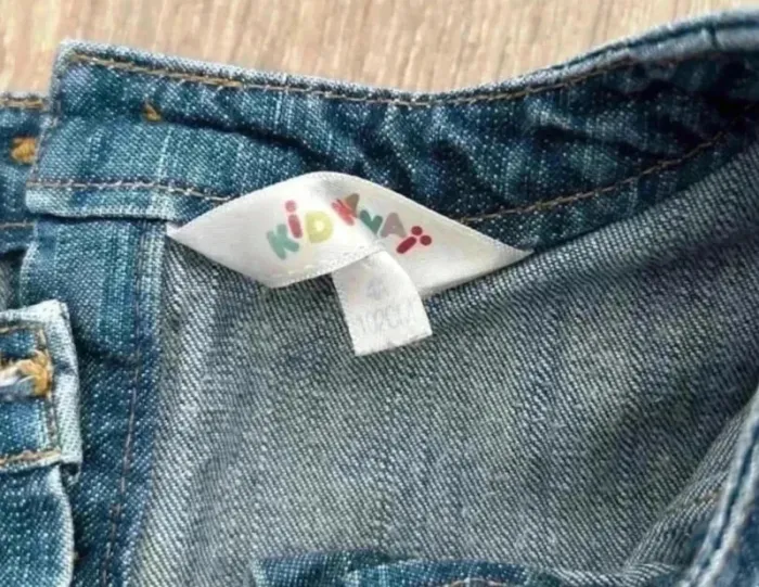 Robe en jean 4ans - photo numéro 3