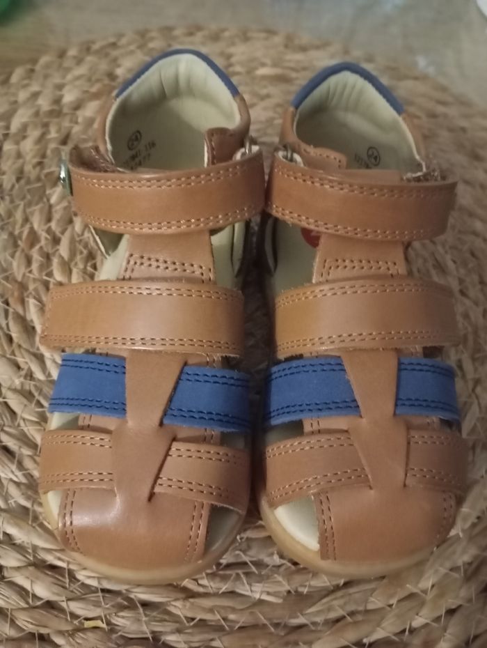 Kickers neuves pour garçon en taille 24