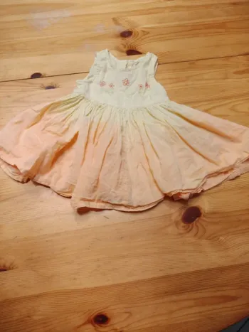 Robe jaune