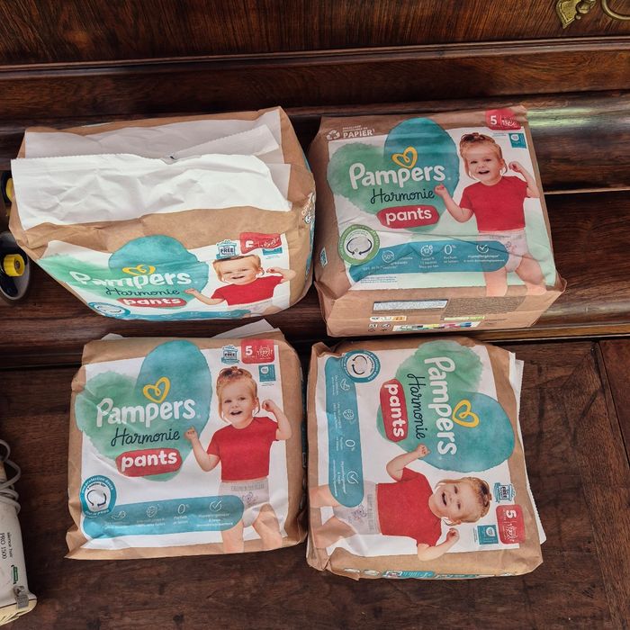 Couche taille 5 Harmonie pants Pampers : 108 pants culottes (4*27) - photo numéro 4