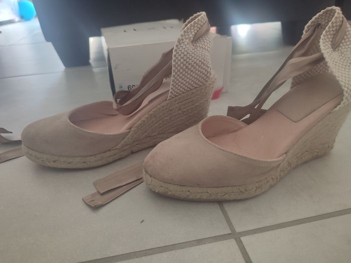 Chaussures femme t38 TEXTO - photo numéro 2