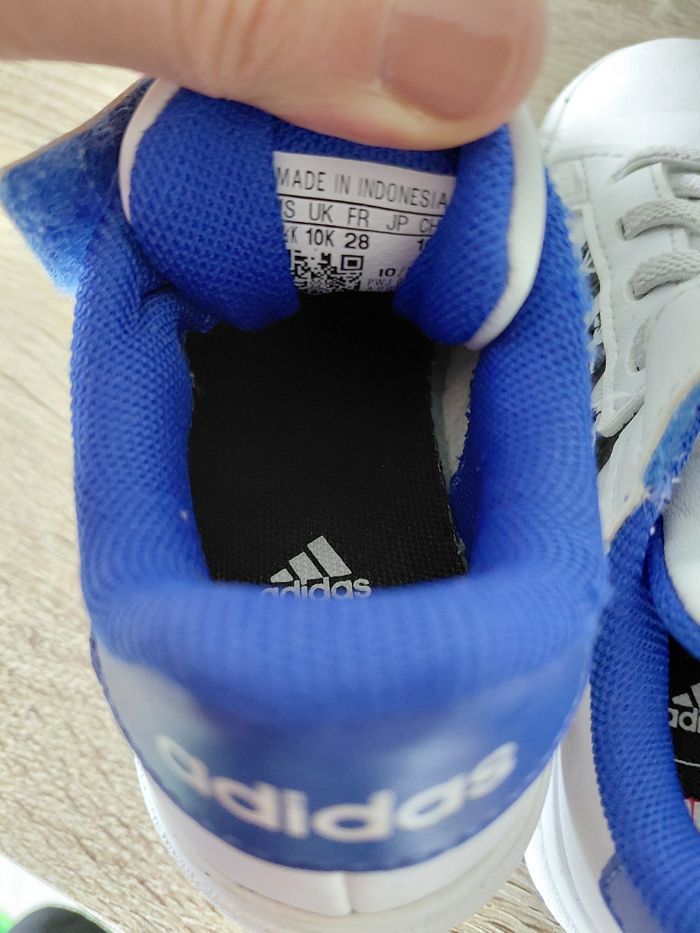 Baskets Adidas Marvel 28 - photo numéro 5