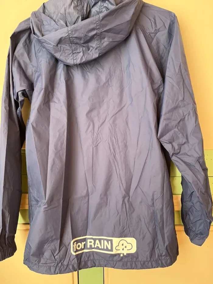 Imperméable 13/14ans - photo numéro 2