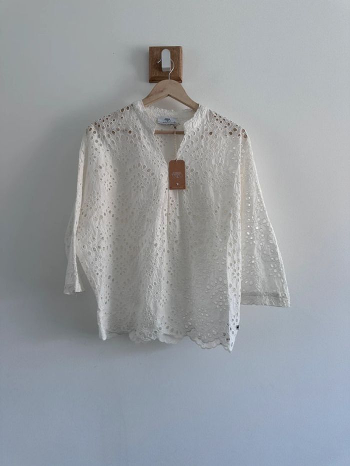 Blouse brodé