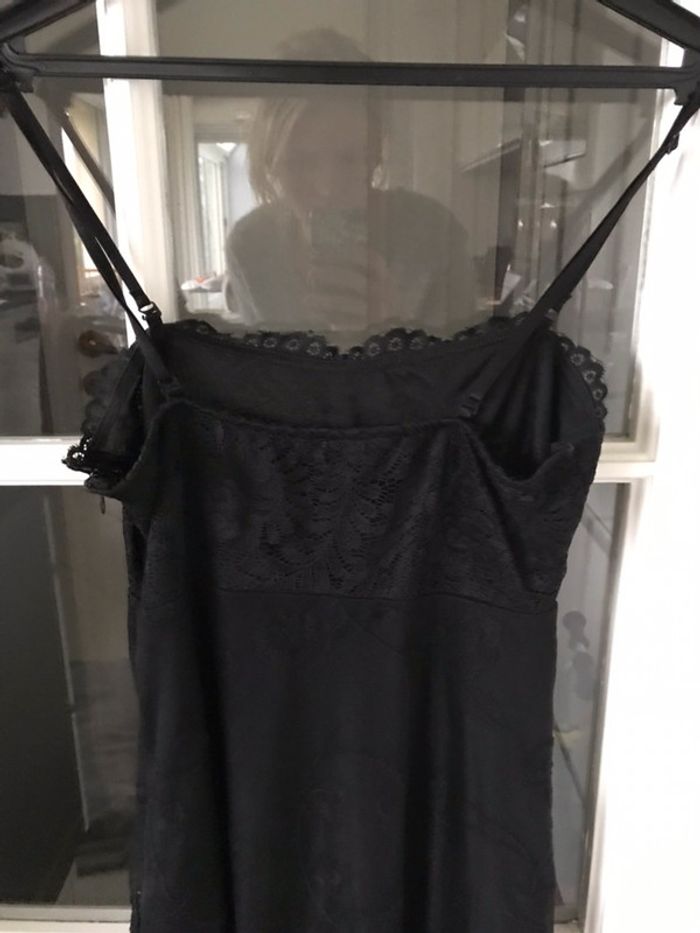 Robe VILA dentelle brettelle noire M - photo numéro 4