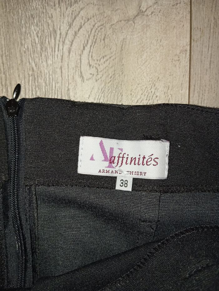 Jupe Armand Thierry taille 38 - photo numéro 3