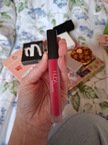 Rouge à lèvres huda beauty