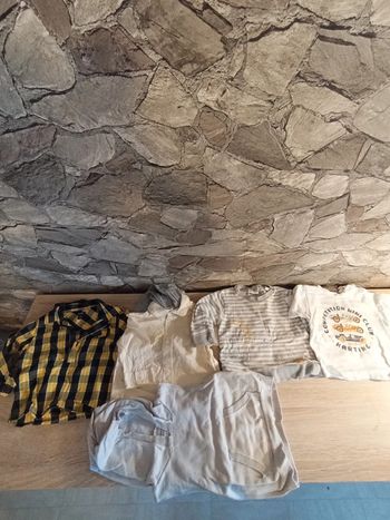 Lot vêtement 5 pièces taille 9 mois garcon