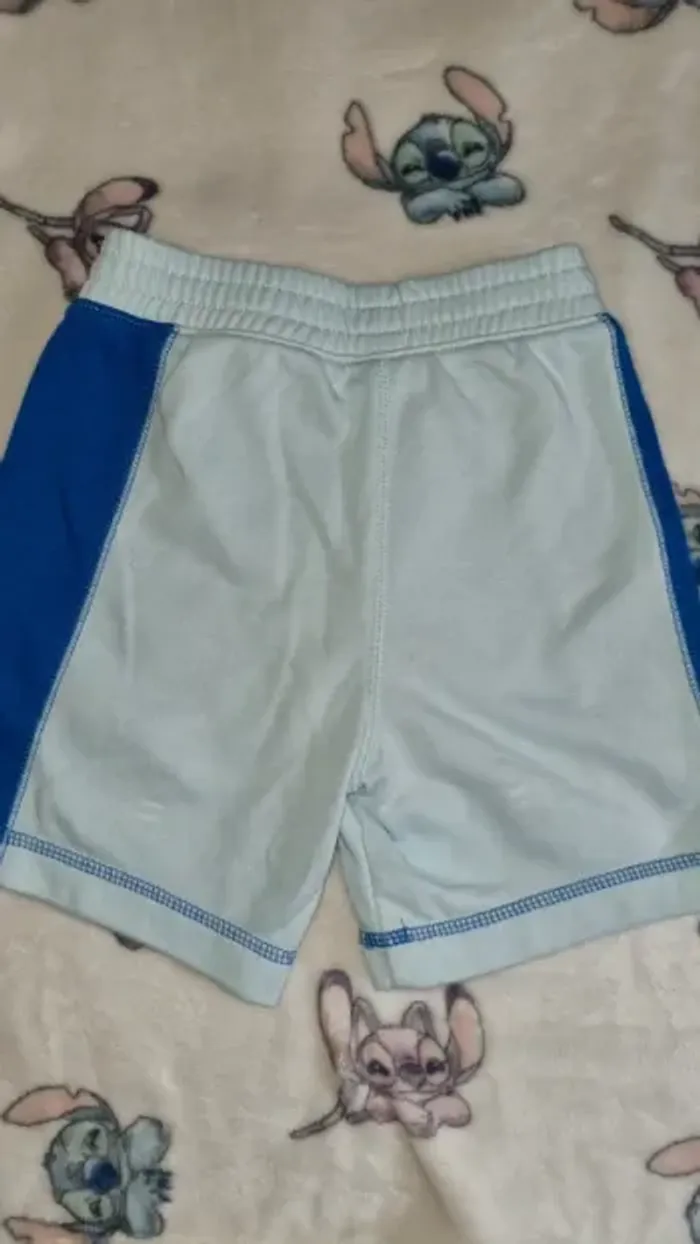 Ensemble nike 5/6 ans en très bon état - photo numéro 11