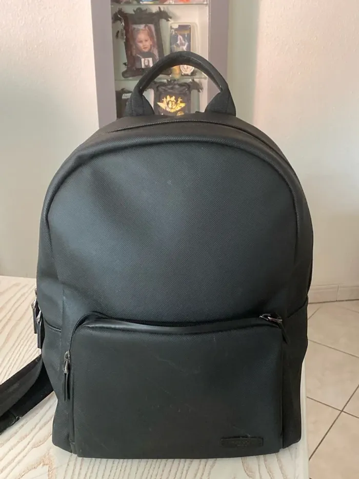 sac à dos noir Hexagona 35x26cm