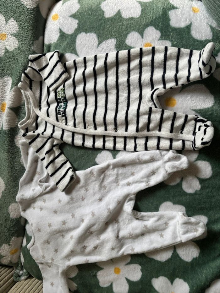 Pijamas lot