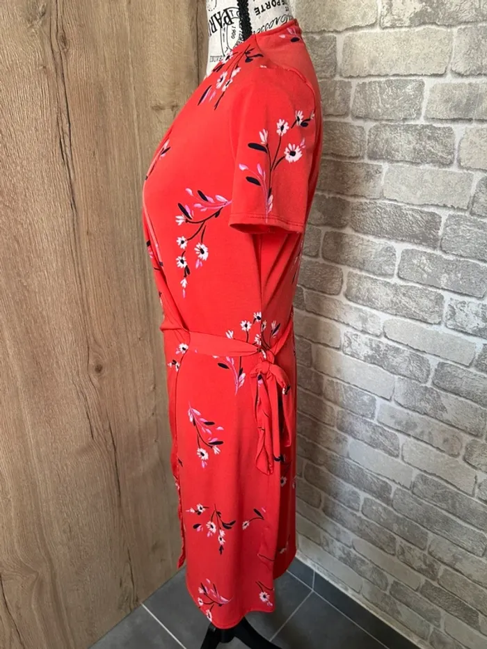 Robe rouge taille S - photo numéro 3