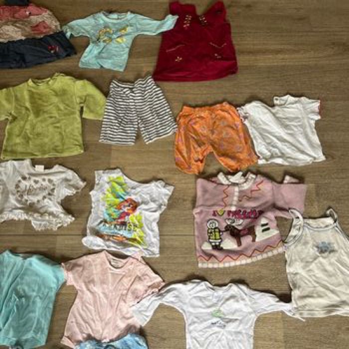 Lot vêtements fille 12 mois - photo numéro 4