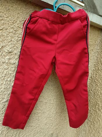 Pantalon rouge léger