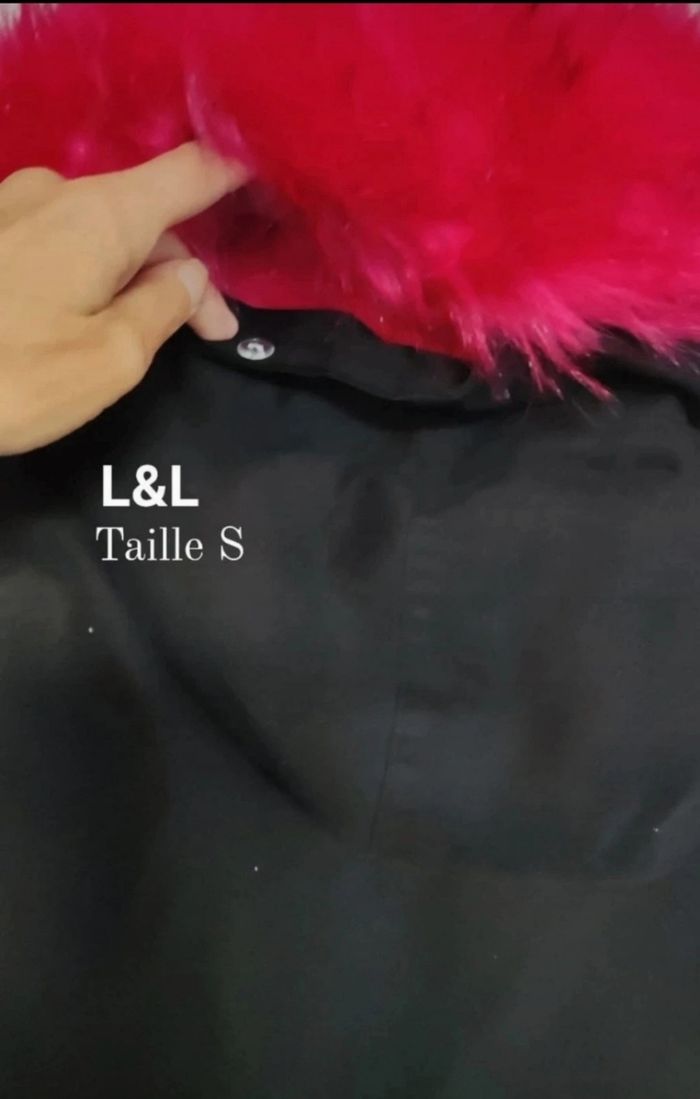 Manteau à capuche fausse fourrure - photo numéro 4