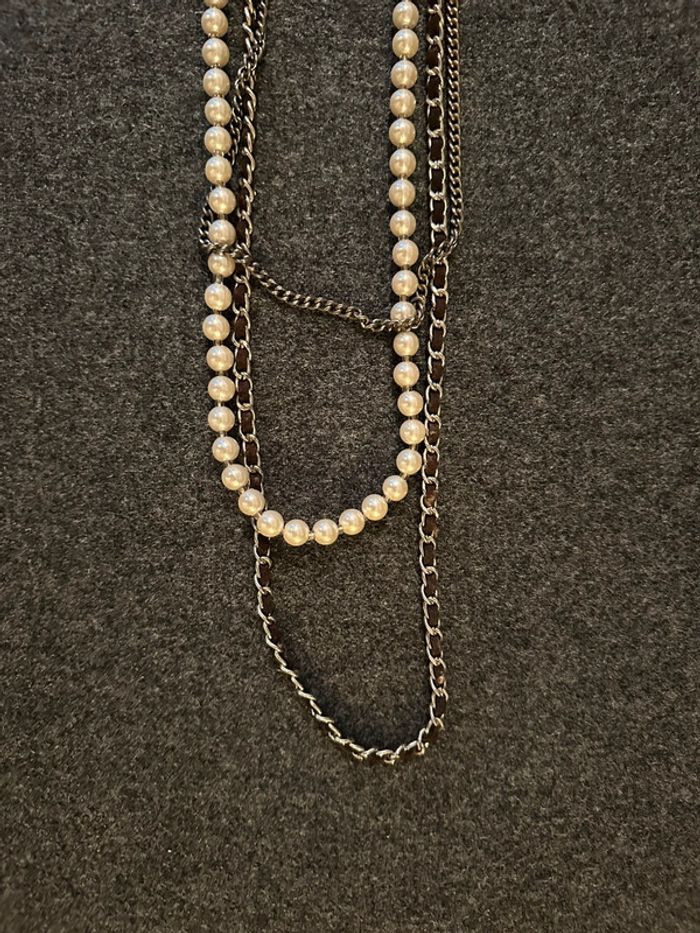 Collier sautoir multi rangs perles et chaînes argentées - photo numéro 2