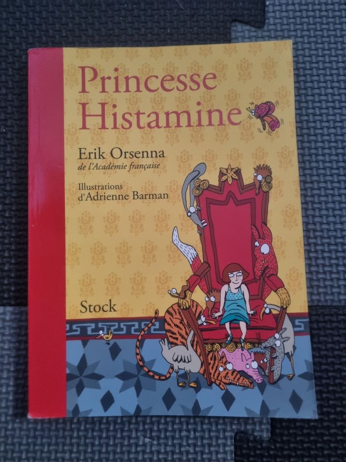Livre lecture avec jeux Princesse Histamine à partir de 8ans - photo numéro 1