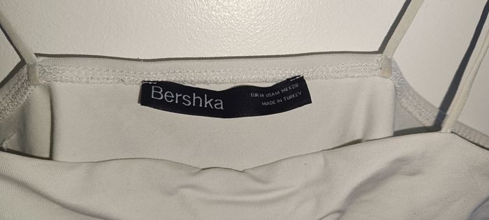 Crop top blanc Bershka - photo numéro 3