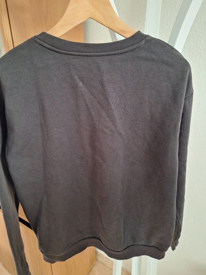 Sweat Disney taille S - photo numéro 3