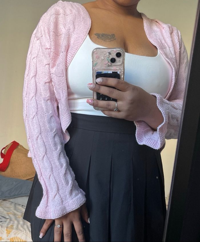 Petit gilet rose - photo numéro 2