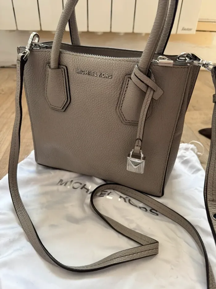 Sac bandoulière Mickael kors