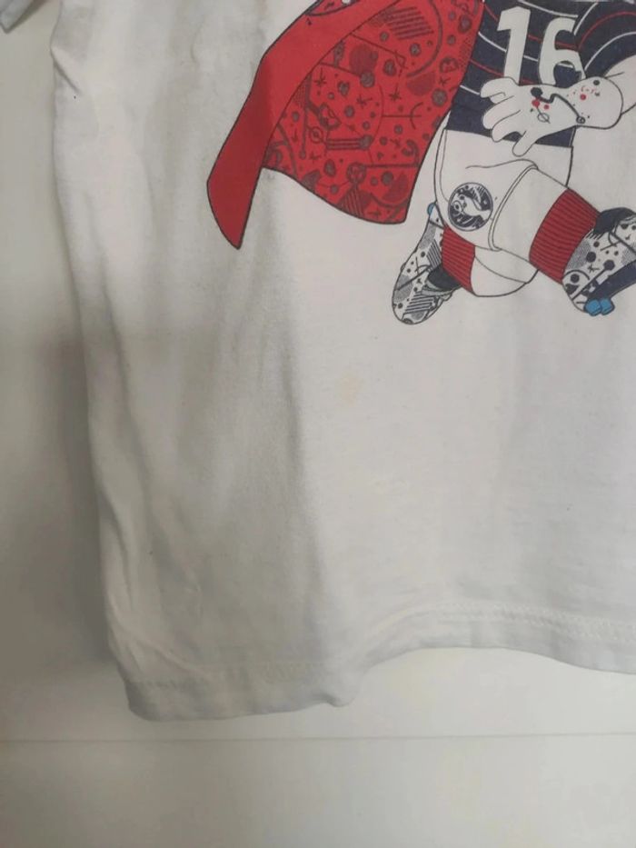 Tee-shirt UEFA Euro 2016 8 / 10 ans - photo numéro 3