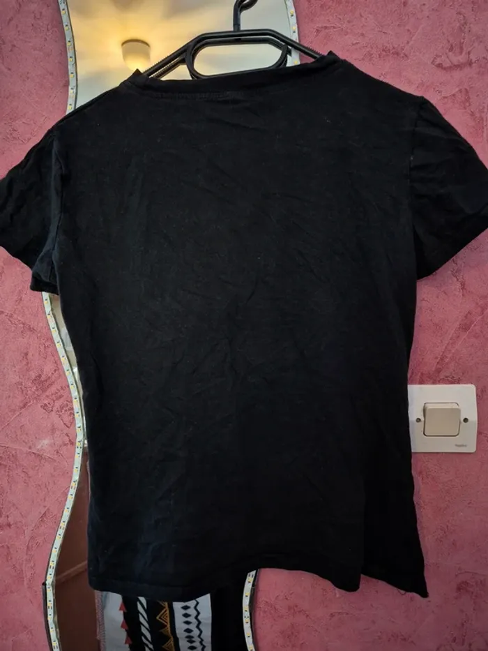 T-shirt noir à motif Shein - photo numéro 3