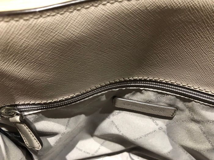 Sac à main taupe - Michael Kors - photo numéro 9